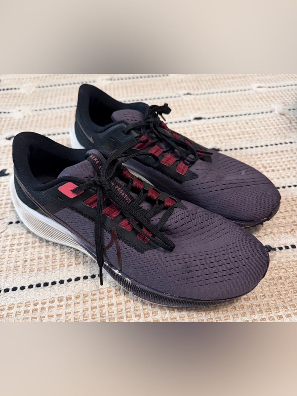 Nike Running Shoes - Plum with Black & Maroon Details